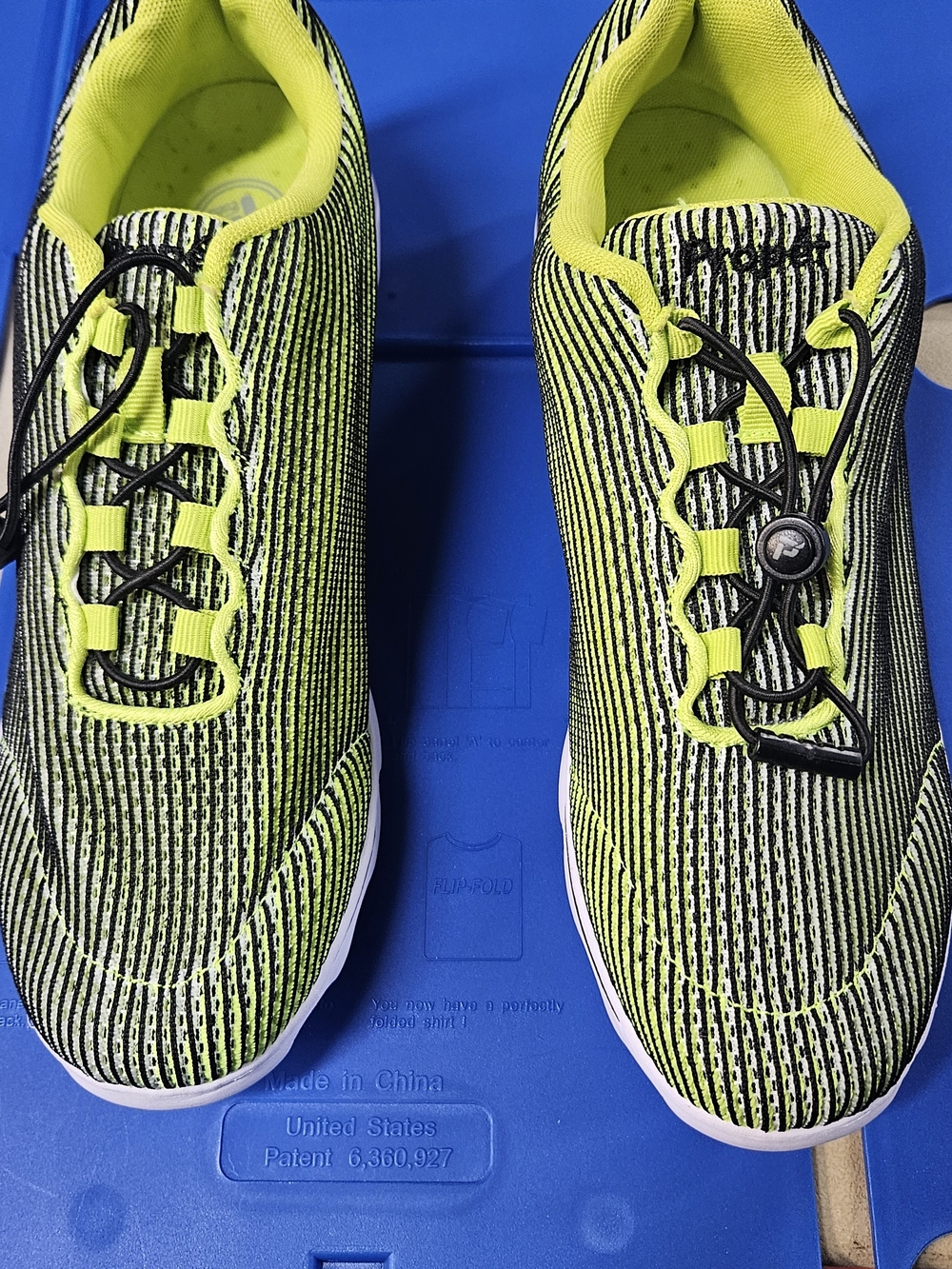 Men's Lightweight Sneakers in Neon Yellow and Black